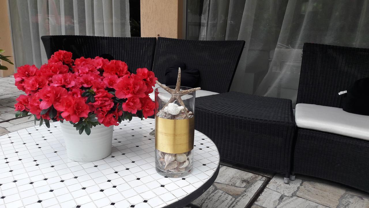 Hotel Magriv Римини Экстерьер фото